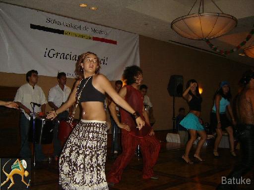 EmbajadaJapon09 Dato Curioso: Representamos a Mxico con un cantante costarricense y msica brasilea!